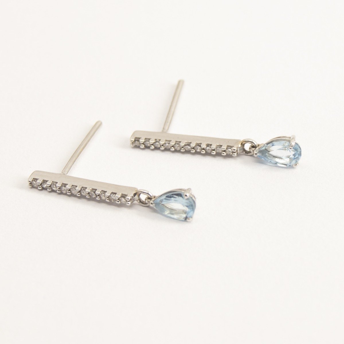 Brinco Tess Diamantes e Gotas Água Marinha