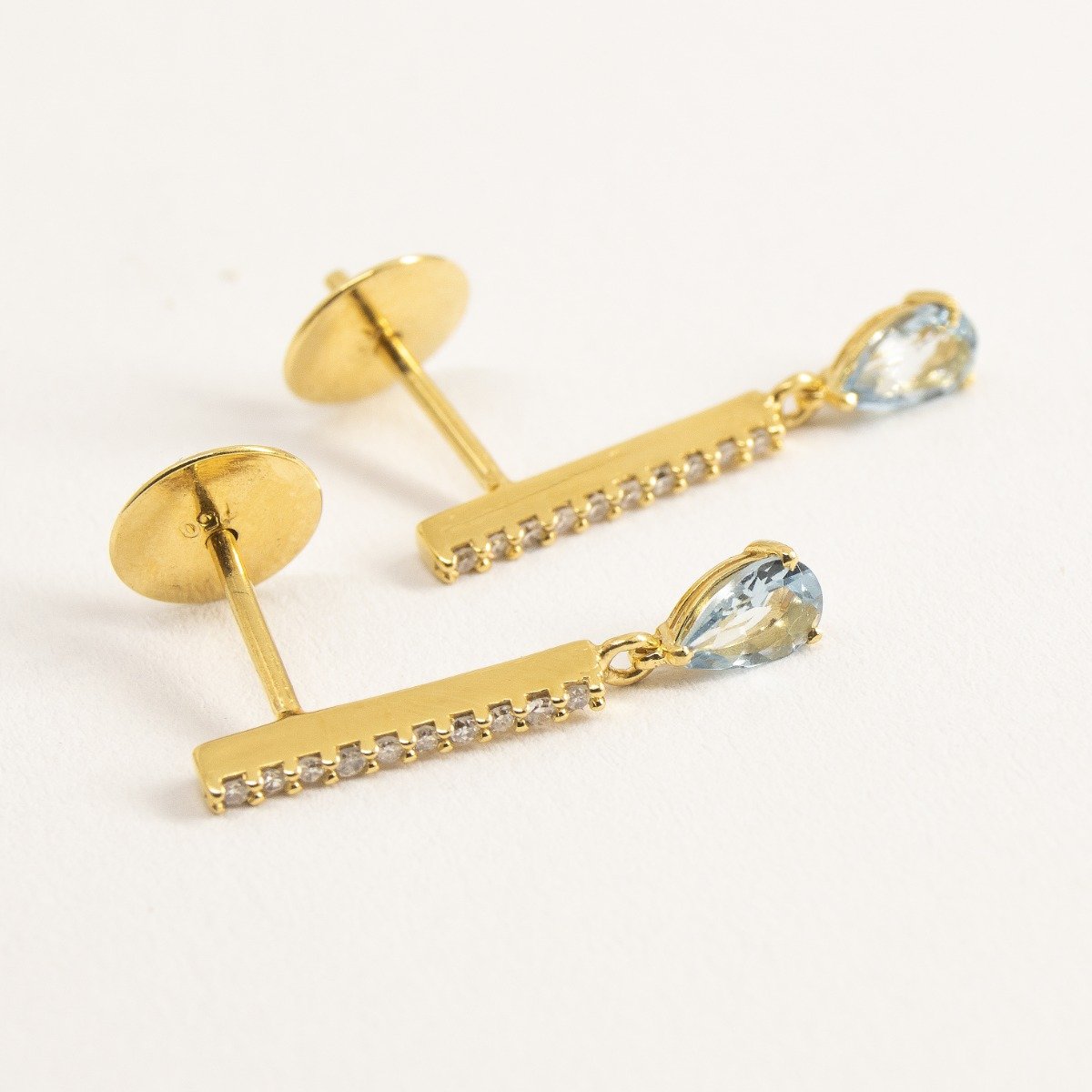 Brinco Tess Diamantes e Gotas Água Marinha