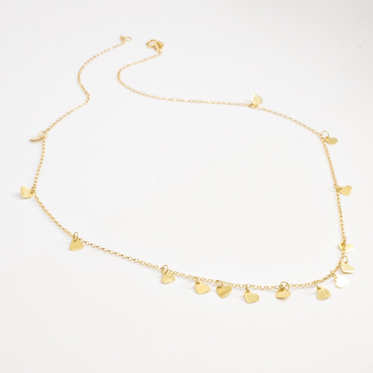 Choker Corações Chapinhas Ouro Liso