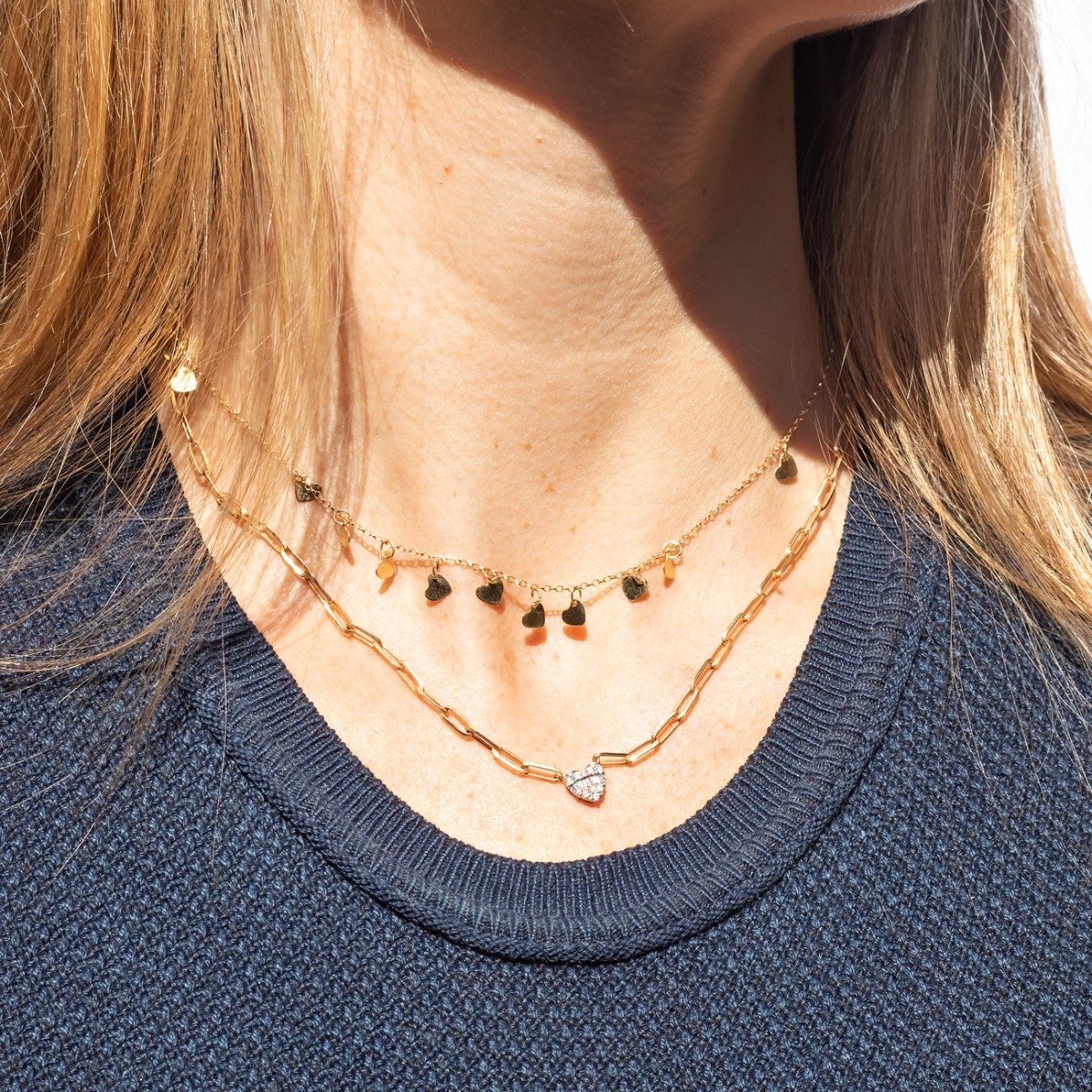 Choker Corações Chapinhas Ouro Liso