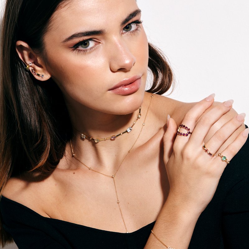 Choker regulável placa pedras preciosas 