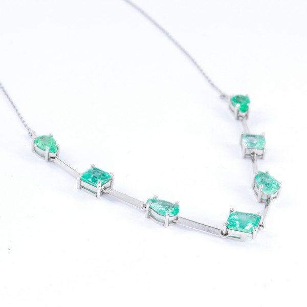 Choker Rígida Esmeralda Colombiana