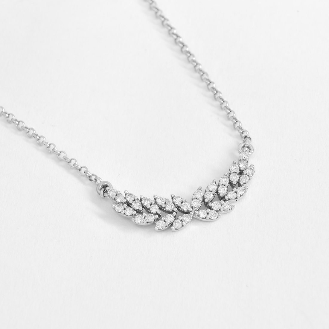 Colar Angel Navetes Diamantes Ouro 18k