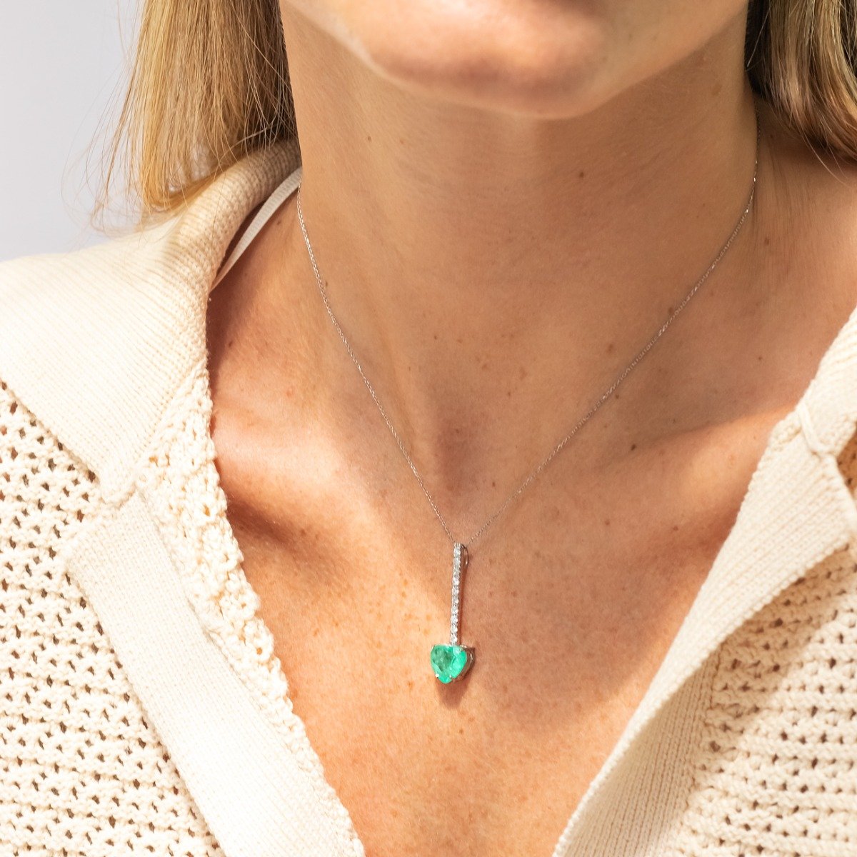 Colar Blash Coração Esmeralda Palito Diamantes 