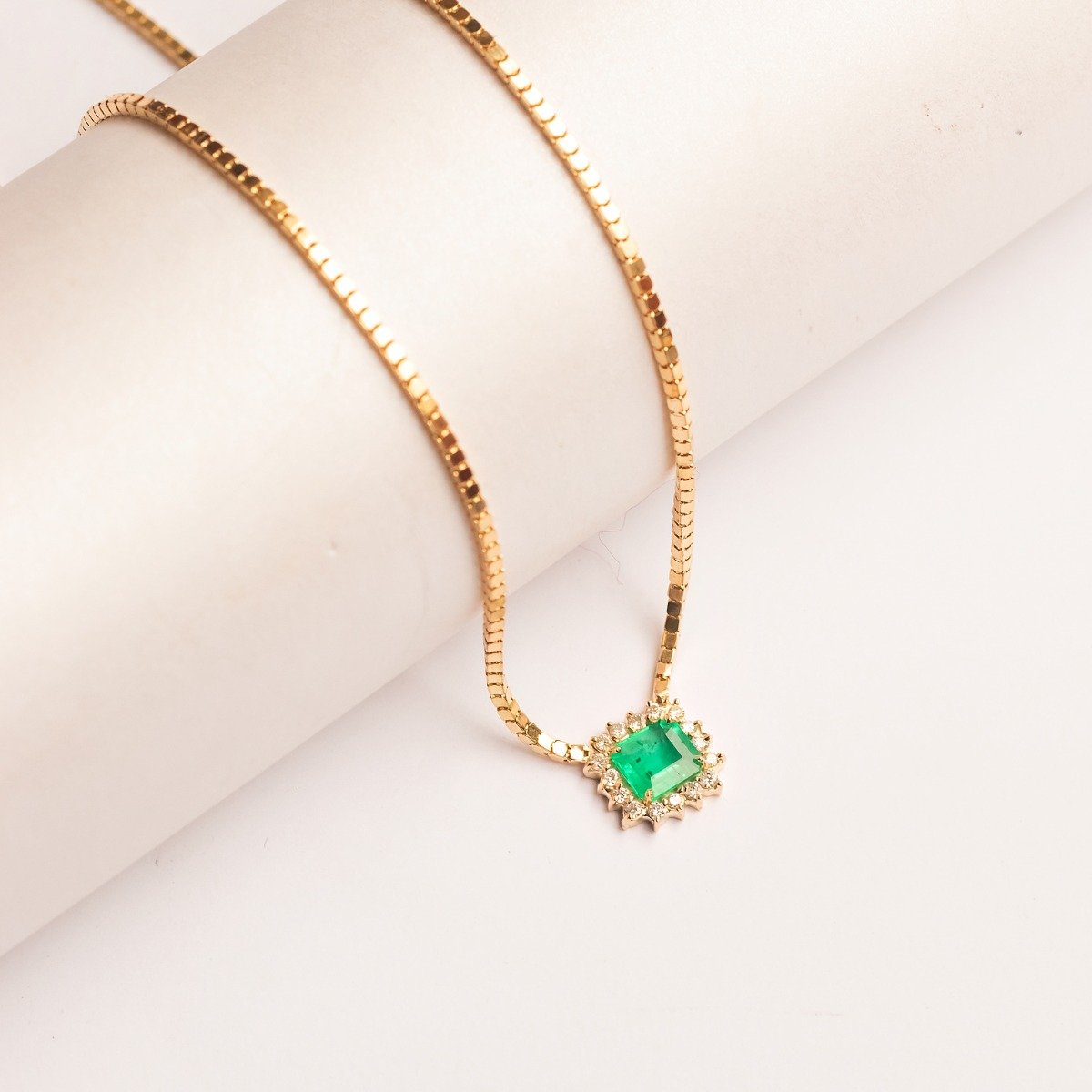 Colar Block Princess Esmeralda e Diamantes
