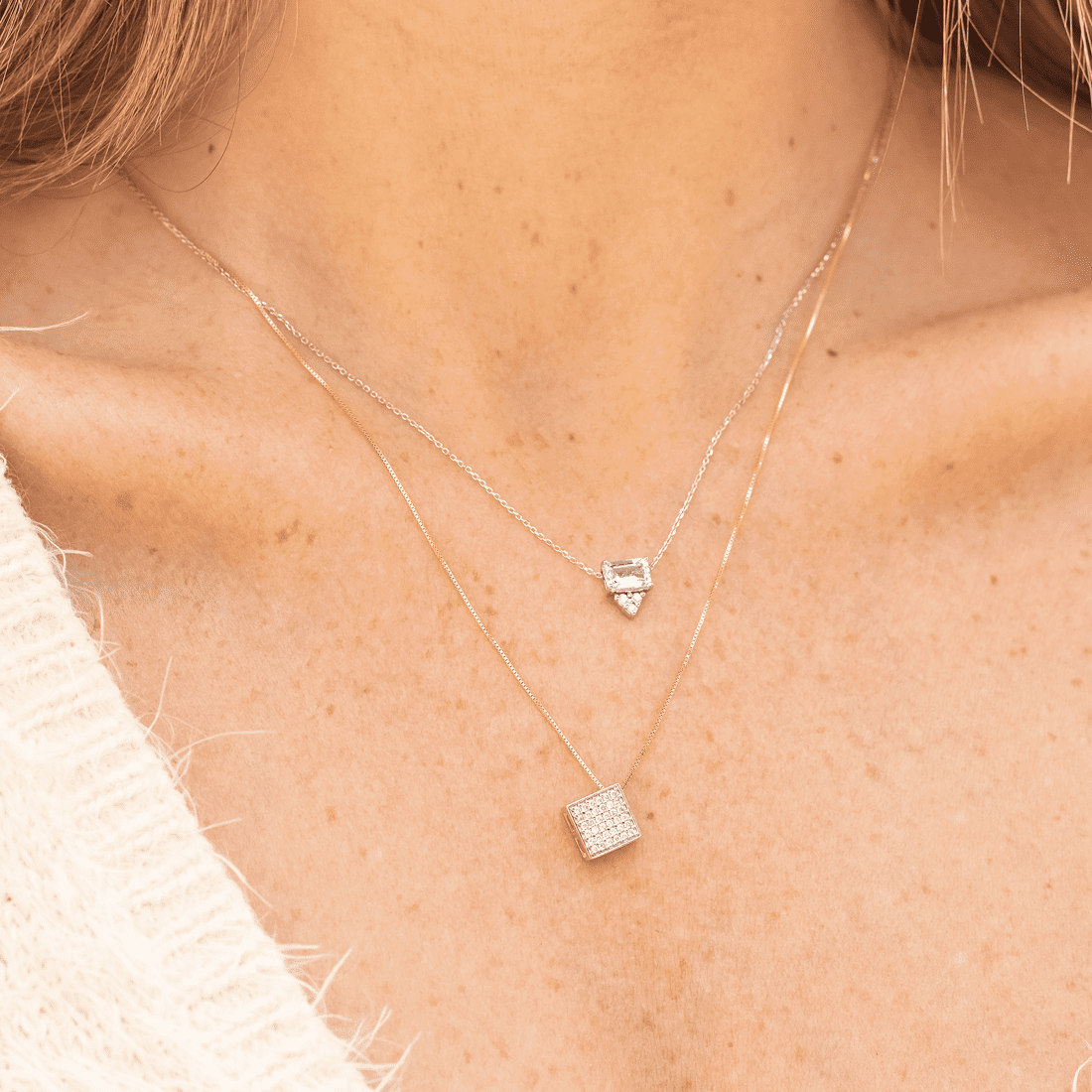Colar Chuveiro Quadrado Diamantes