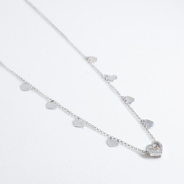 Colar Coração Diamantes Vazado e Plaquinhas de Coração