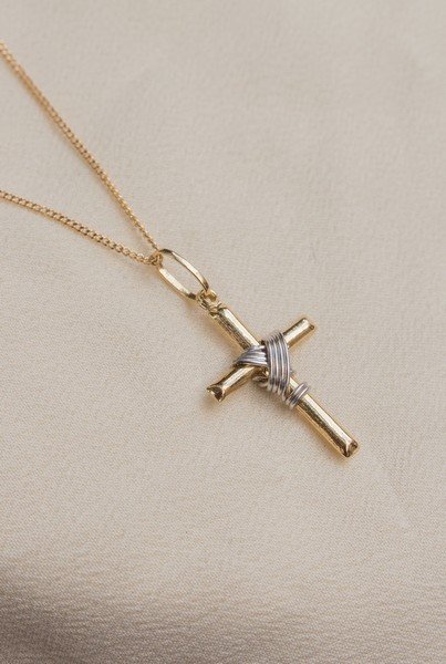 Colar Cruz Bicolor Ouro 18k 