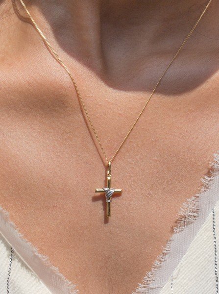 Colar Cruz Bicolor Ouro 18k 