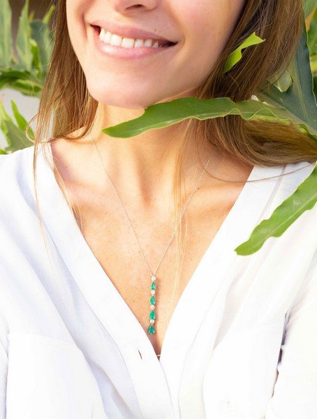 Colar Cure Power Gotas Esmeraldas e Diamantes 