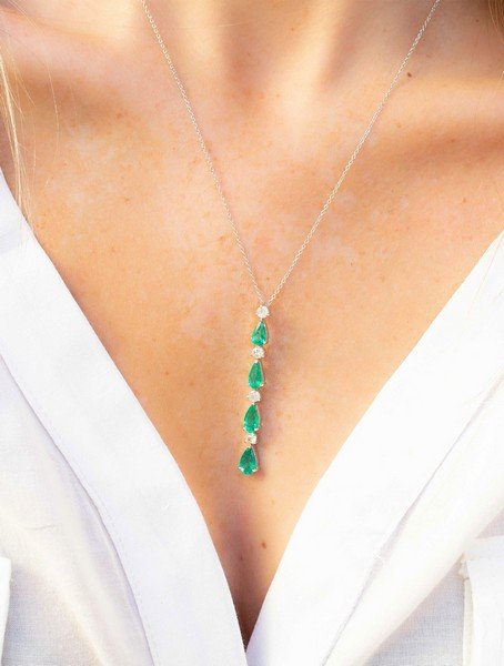 Colar Cure Power Gotas Esmeraldas e Diamantes 