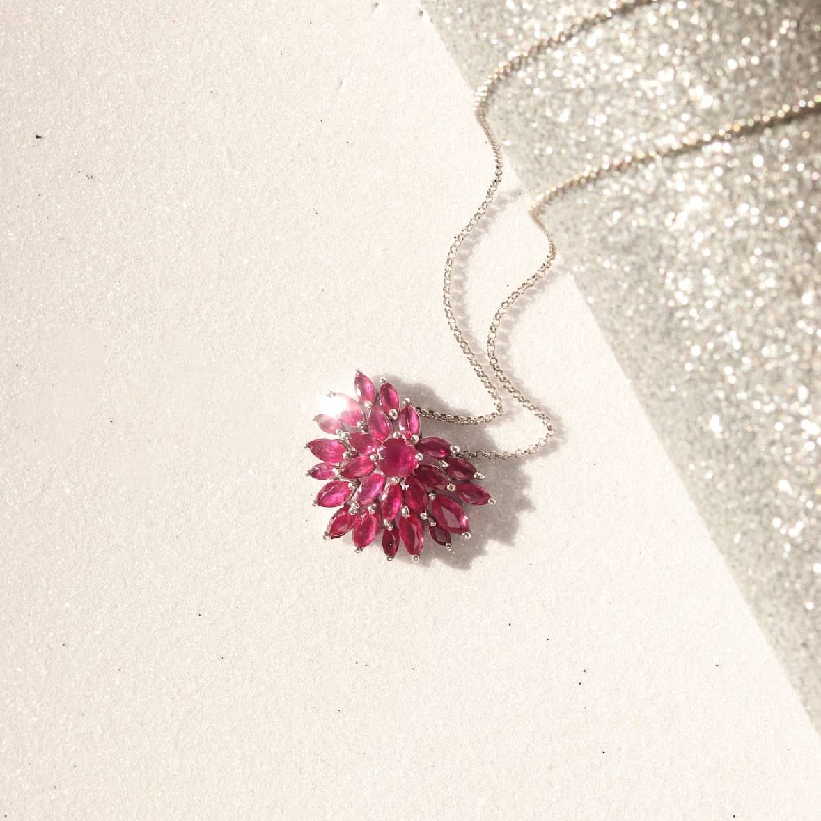 Colar Leque de Rubis Ouro 18k