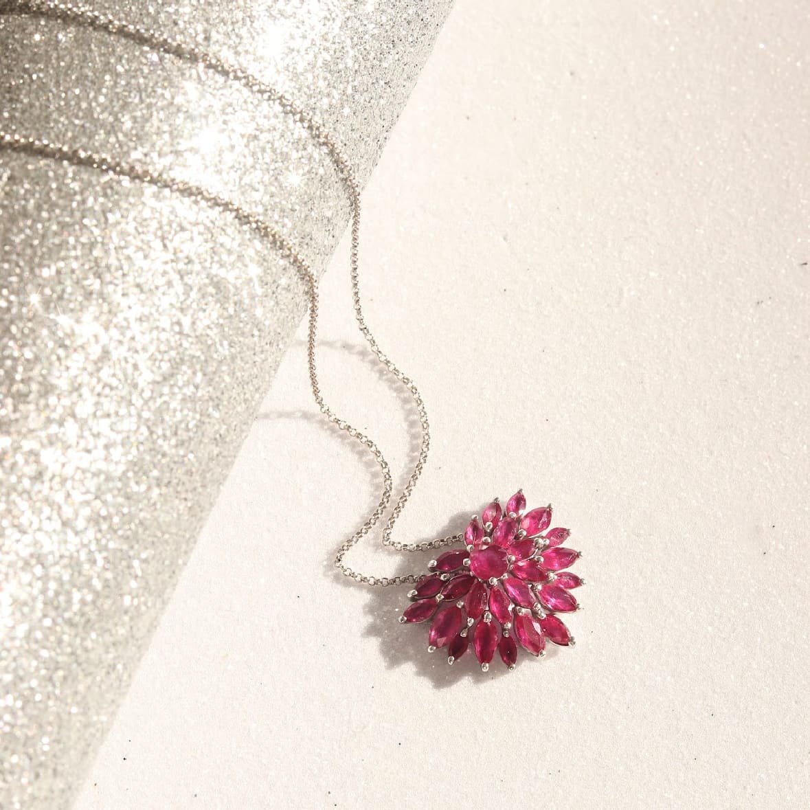 Colar Leque de Rubis Ouro 18k