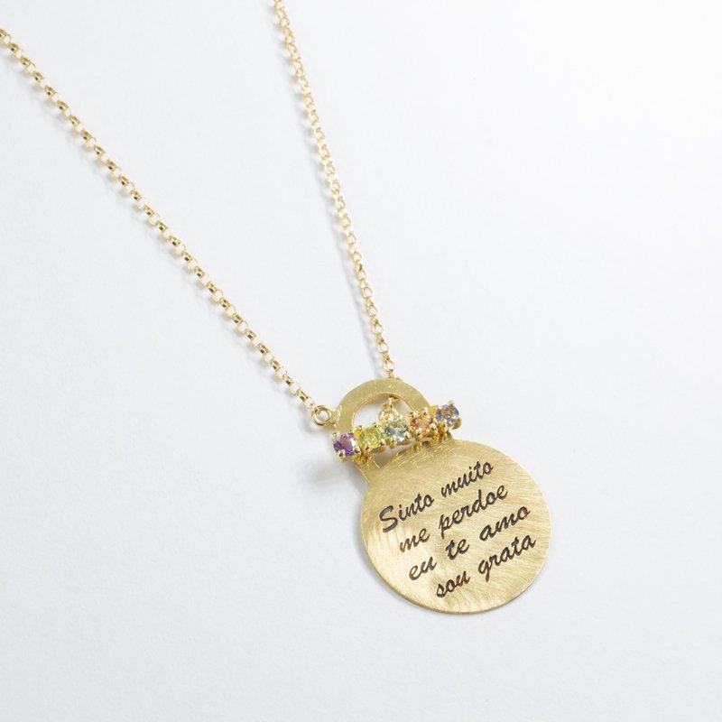 Colar medalha pedras preciosas Mantra