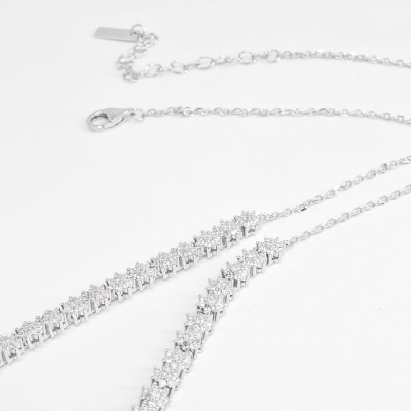Colar Meia Riviera Florzinhas Stones