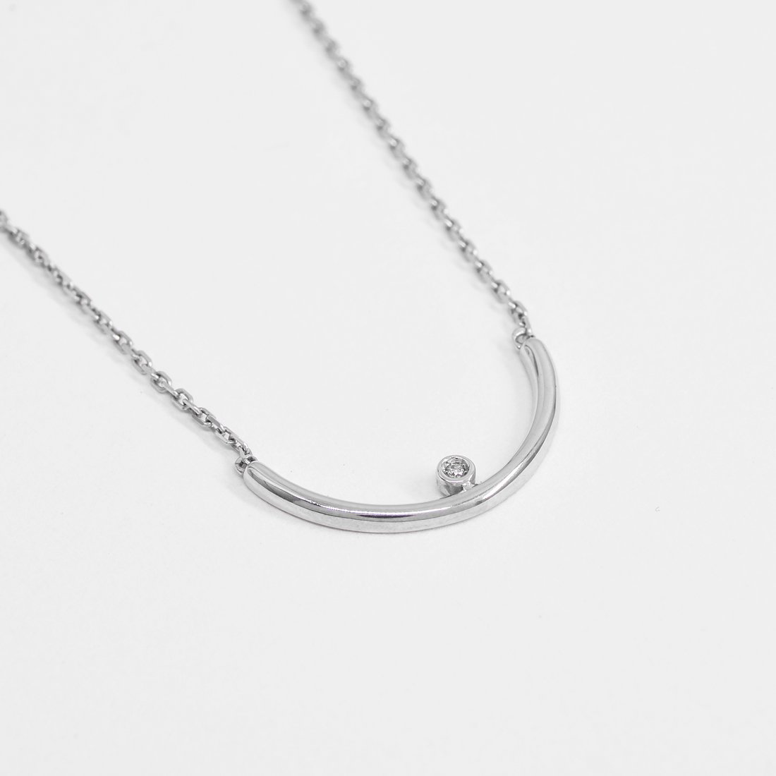 Colar Minimal Style Ouro 18K e Diamante 