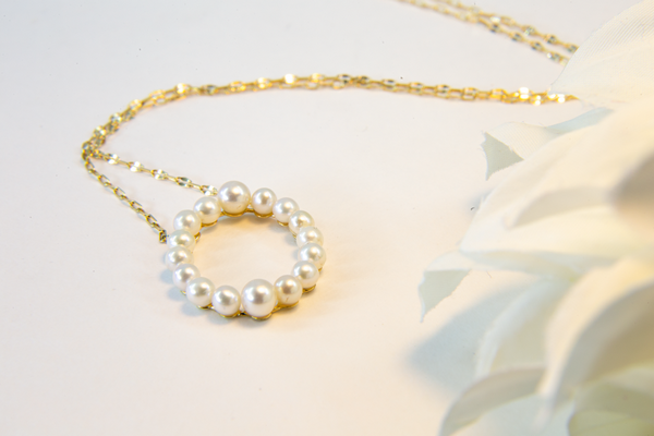 Colar Oval Pérolas