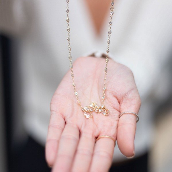 Colar Pastilhas de Cristal Ouro 18K