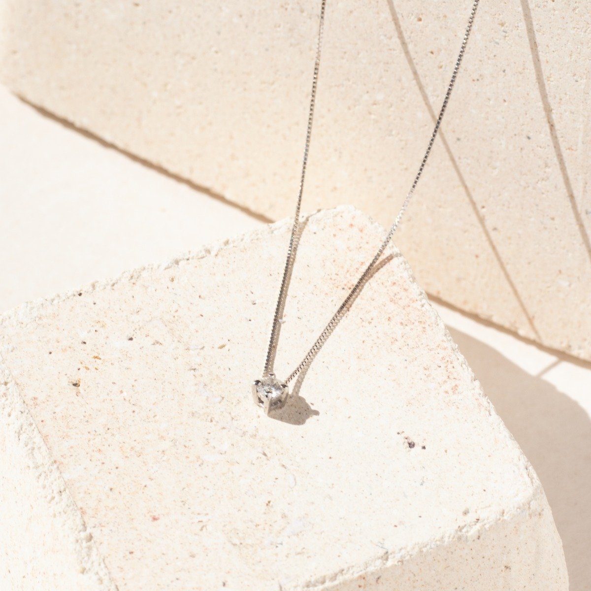 Colar Ponto de Luz Diamante