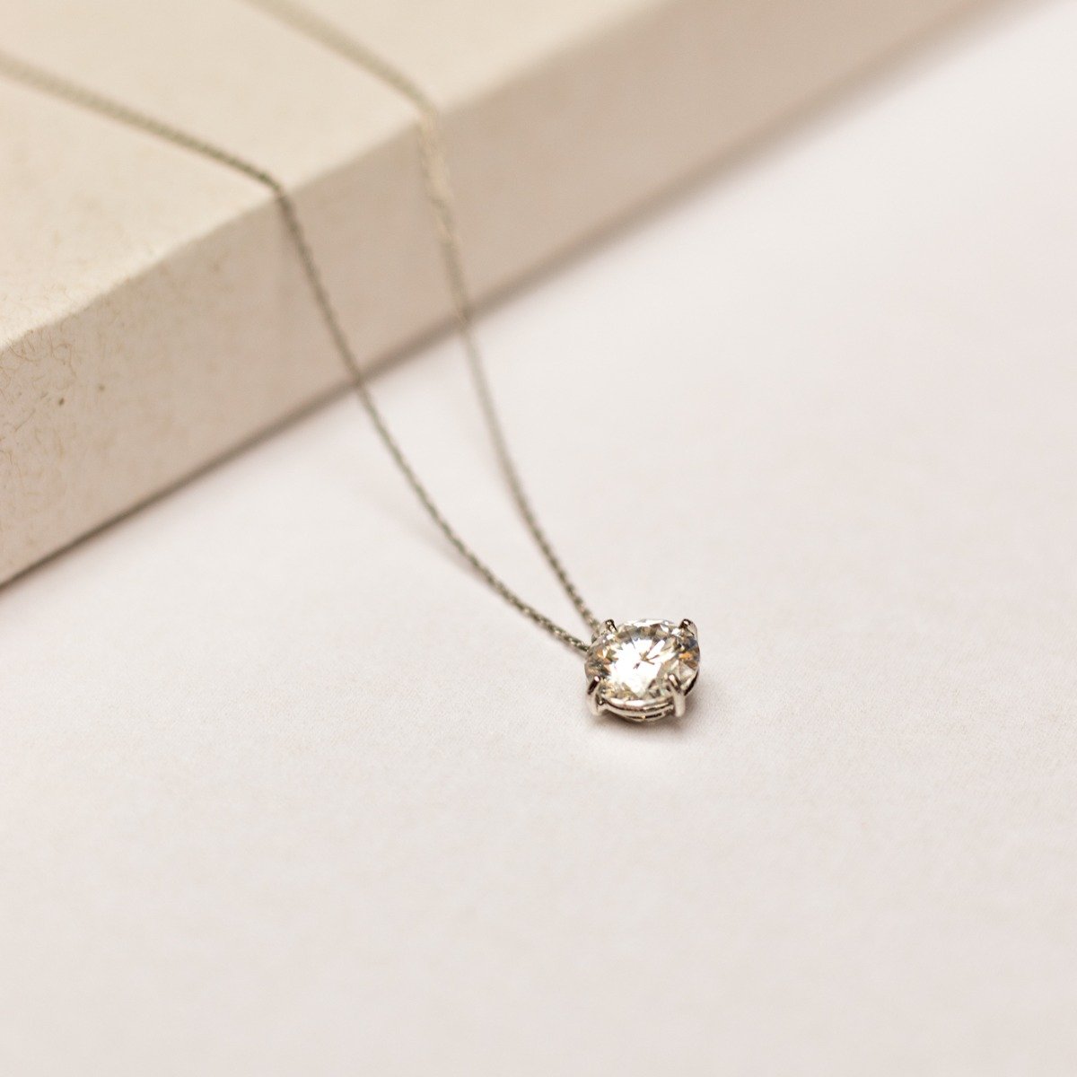 Colar Ponto de Luz Diamante Lab Grown