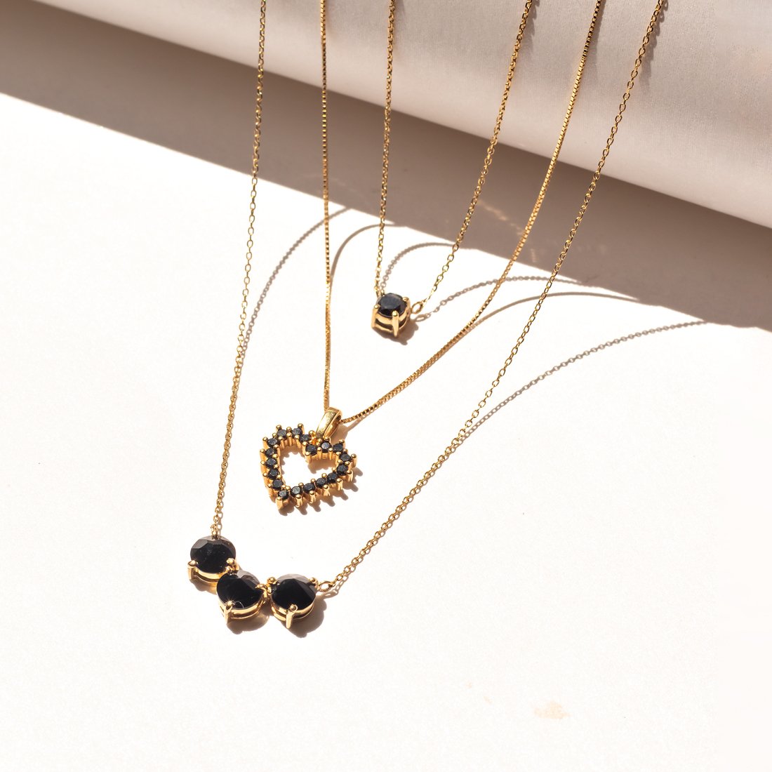 Colar Ponto de Luz Diamante Negro