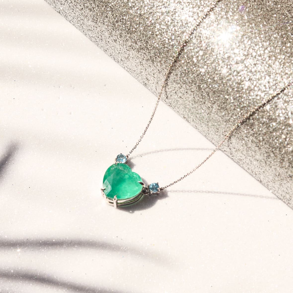Colar Power Coração Esmeralda 15cts e Topázio Ouro 18k