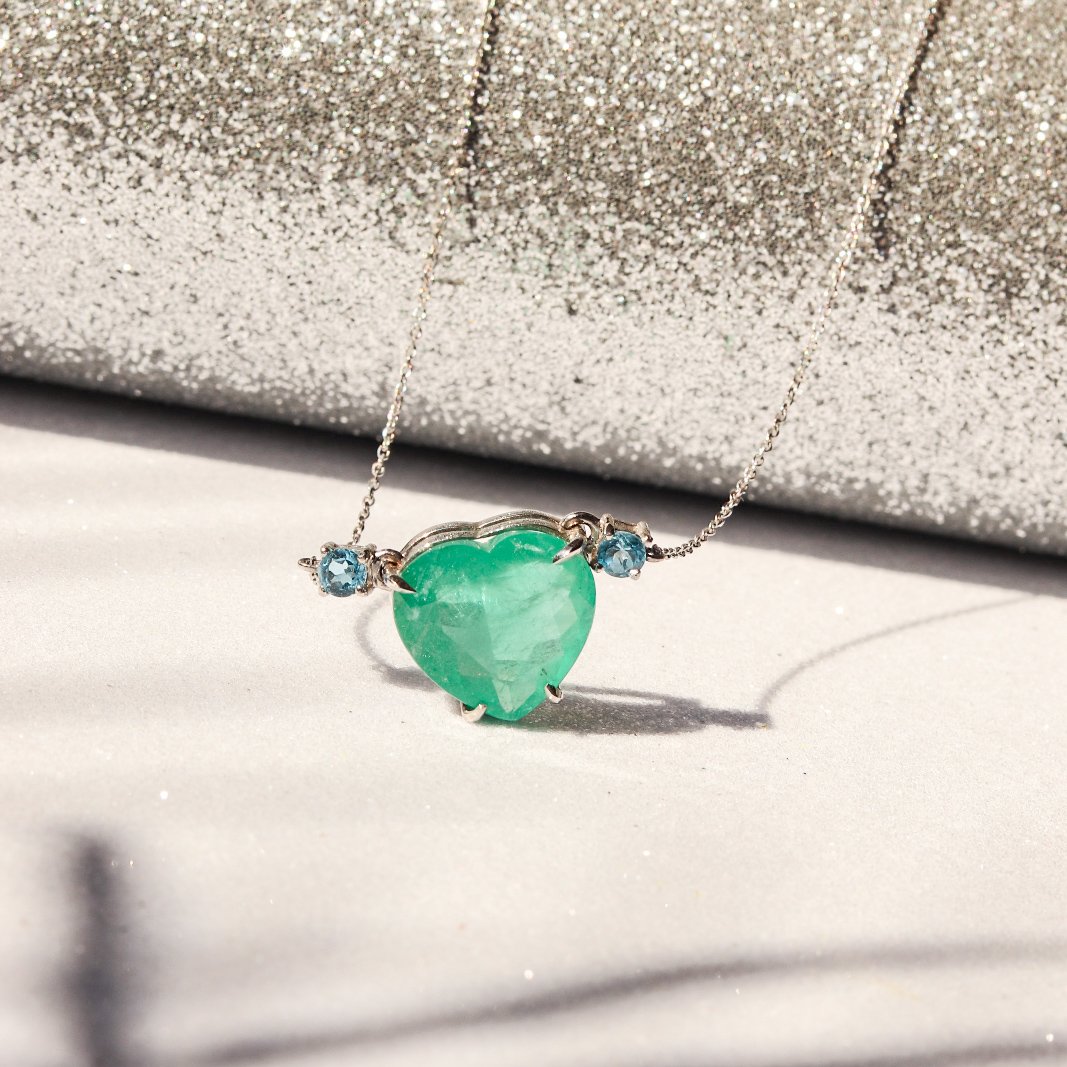 Colar Power Coração Esmeralda 15cts e Topázio Ouro 18k