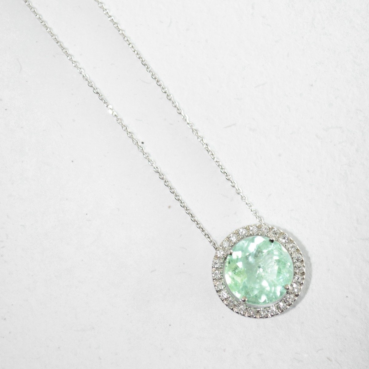 Colar Princesa Power Redondo Esmeralda Colombiana e Diamantes