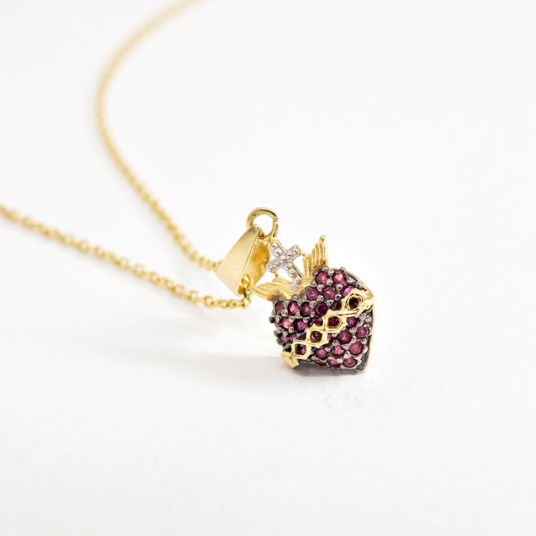 Colar Sagrado Coração Zircônias Rubi 18k