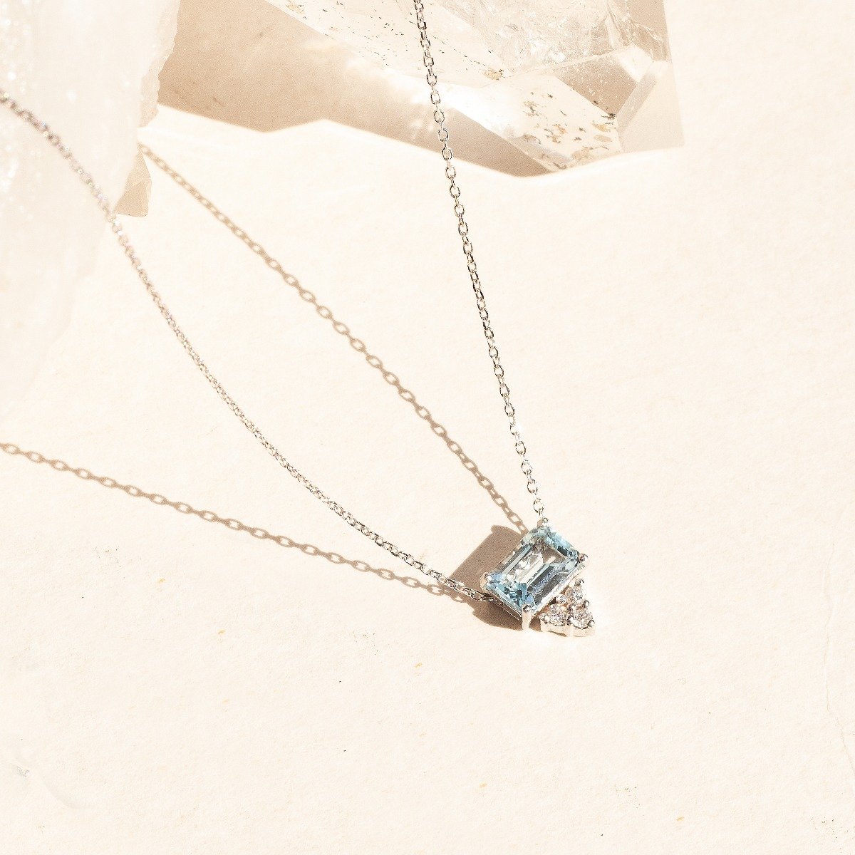 Colar Topázio Retangular Trilhon Diamantes 