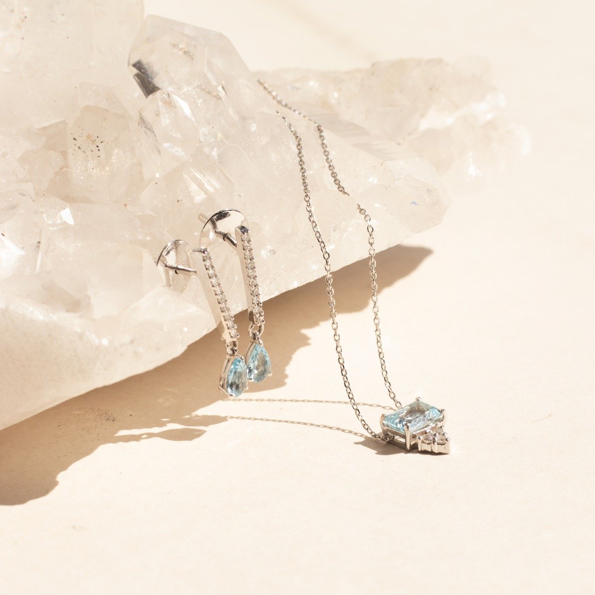 Colar Topázio Retangular Trilhon Diamantes 