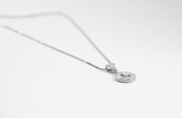 Colar Triangle Flower Diamante Extras