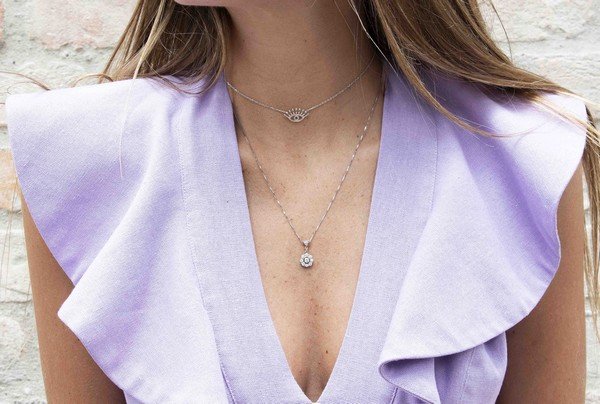 Colar Triangle Flower Diamante Extras