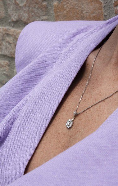 Colar Triangle Flower Diamante Extras
