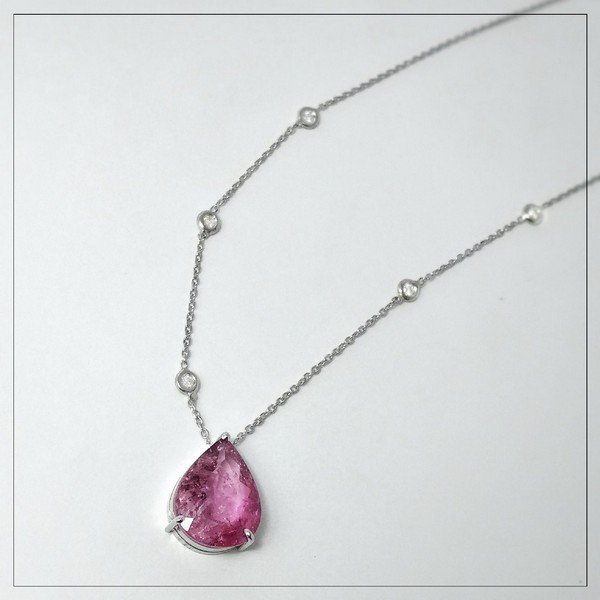 Colar Turmalina Rosa Pastilhas Diamantes