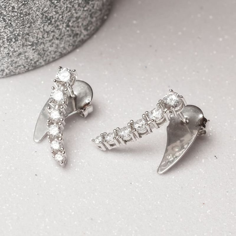 Earcuff Asa Cravejada Prata 925