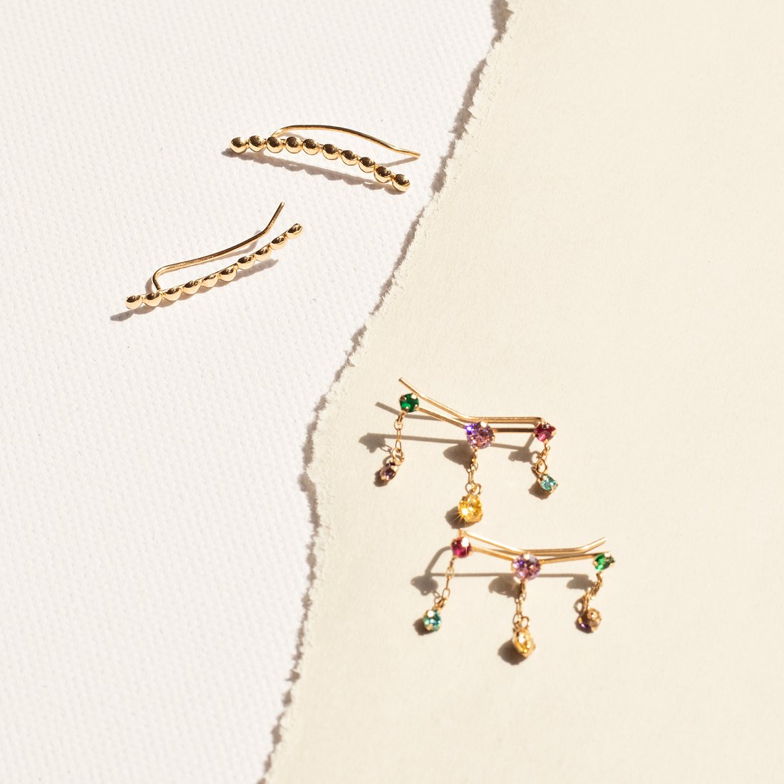 Earcuff Bolinhas Ouro Liso