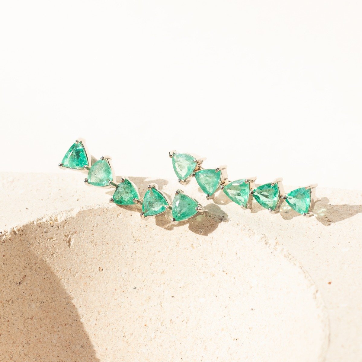 Earcuff Trilhon Esmeralda