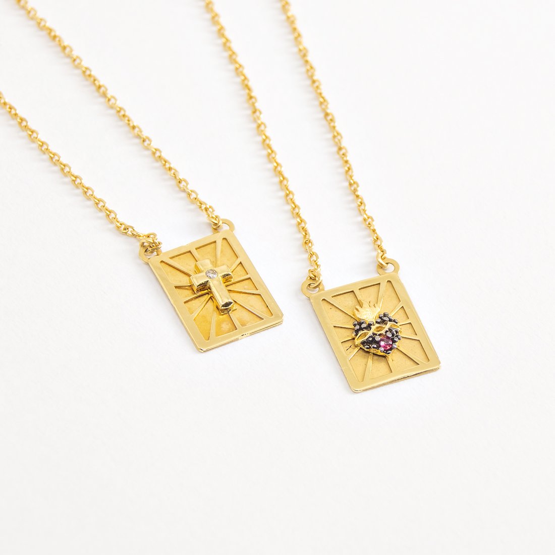 Escapulário Sagrado Coração Rubis