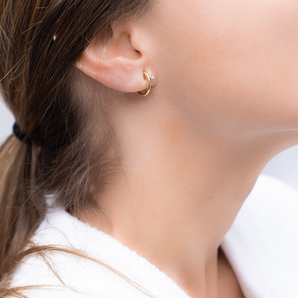 Meia Argola Minimal Style Ouro 18k Diamante