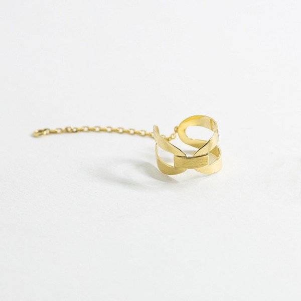 Piercing Encaixe Detalhe Ouro Escovado
