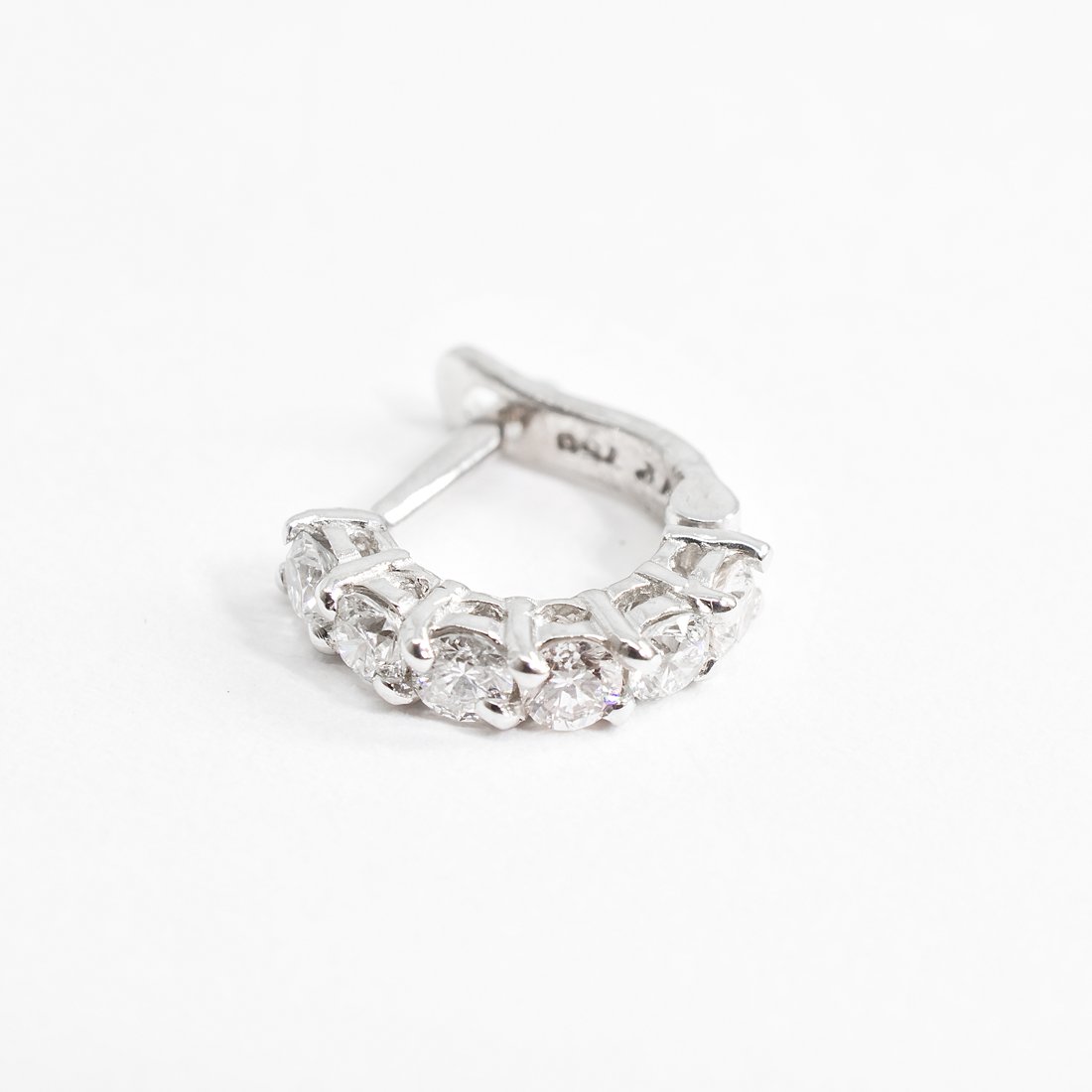 Piercing Furo Diamantes Ouro 18k