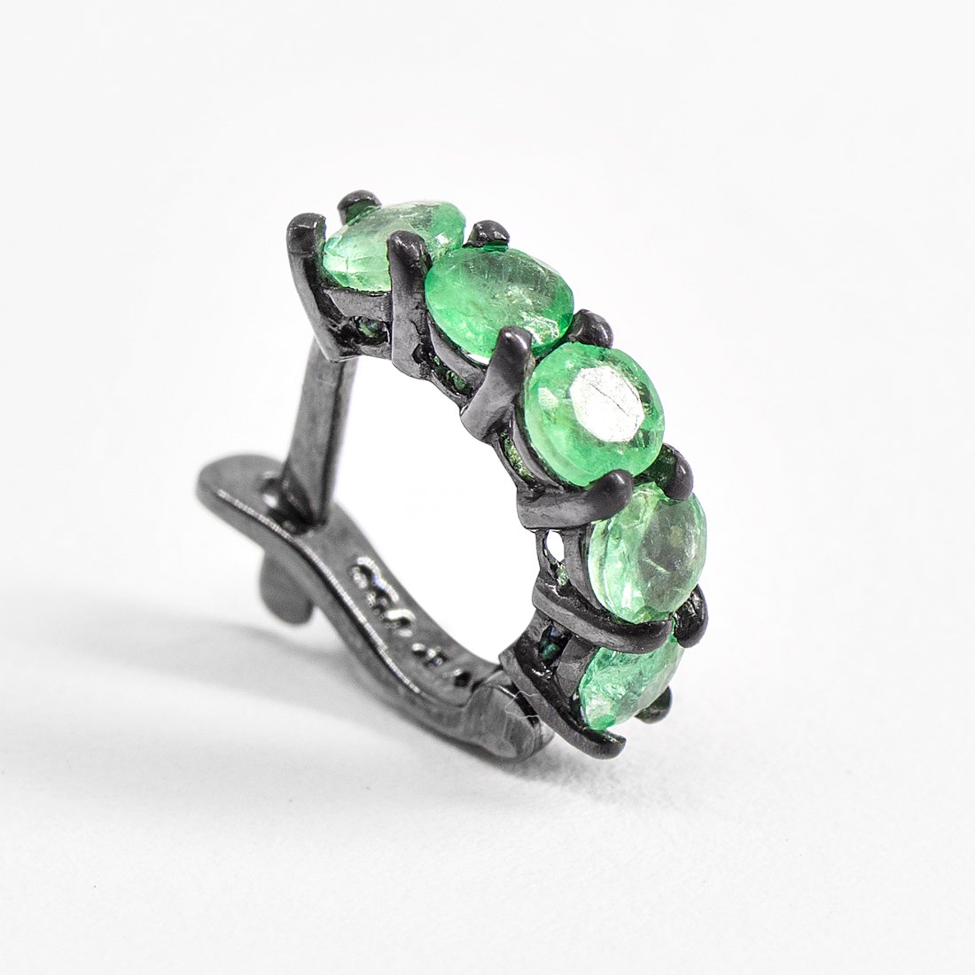 Piercing Furo Esmeraldas