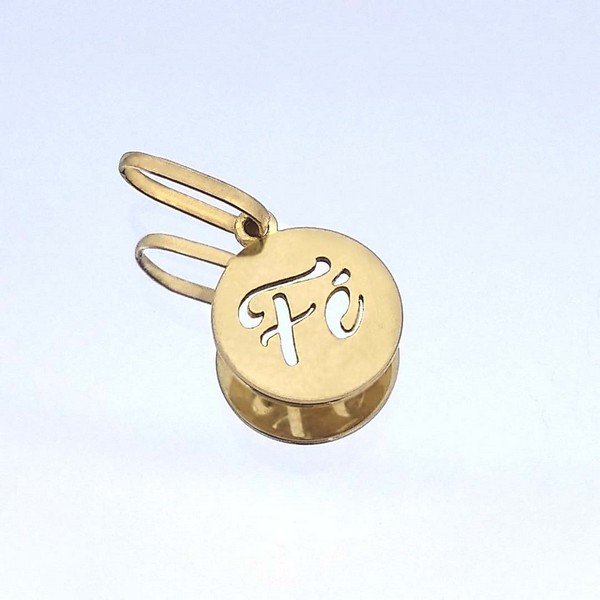 Pingente Fé em Ouro 18K