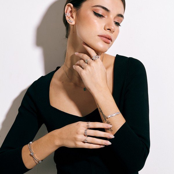 Pulseira baguetes topázios brancos com turmalinas coloridas 