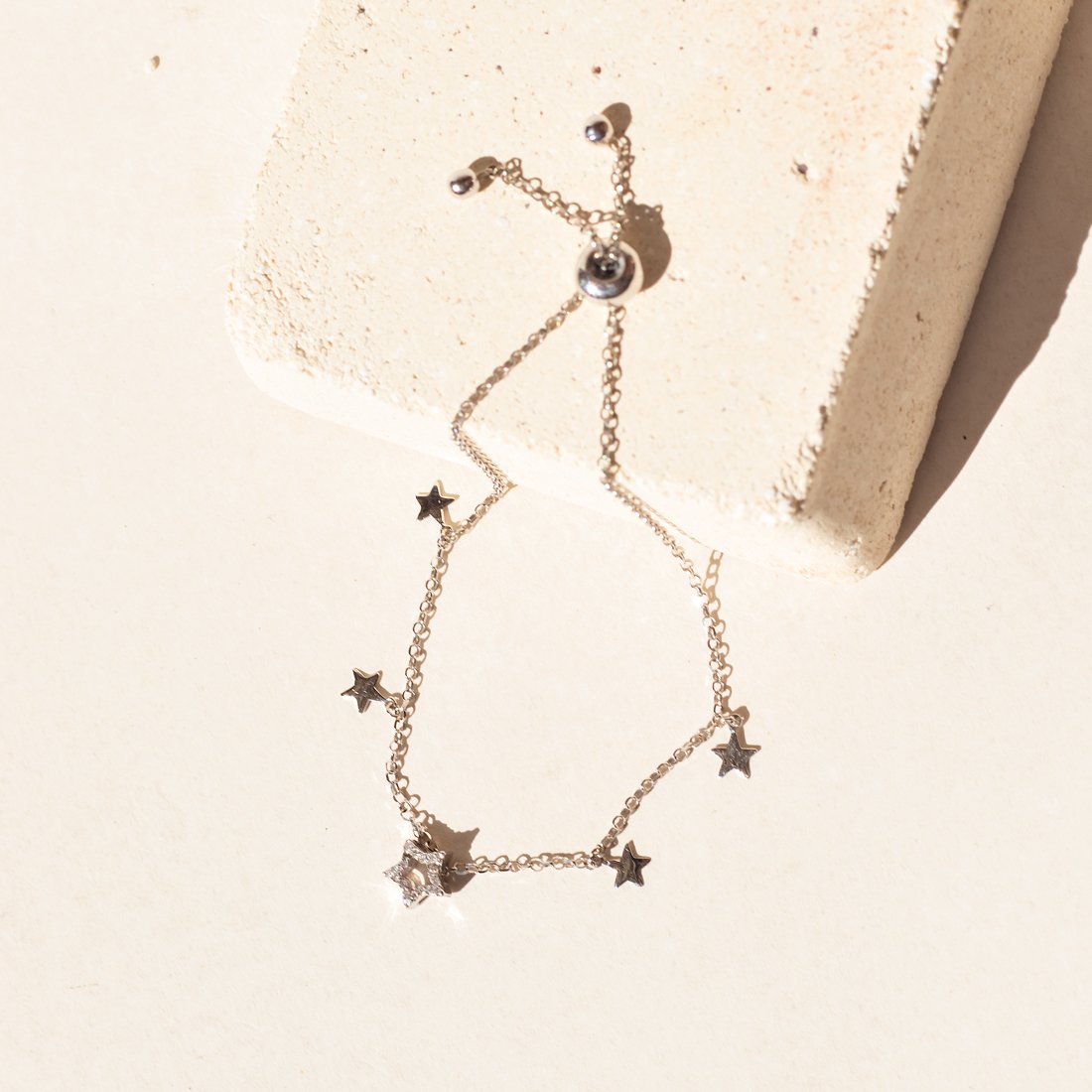 Pulseira Chapinhas Estrelinhas e Estrela Diamantes
