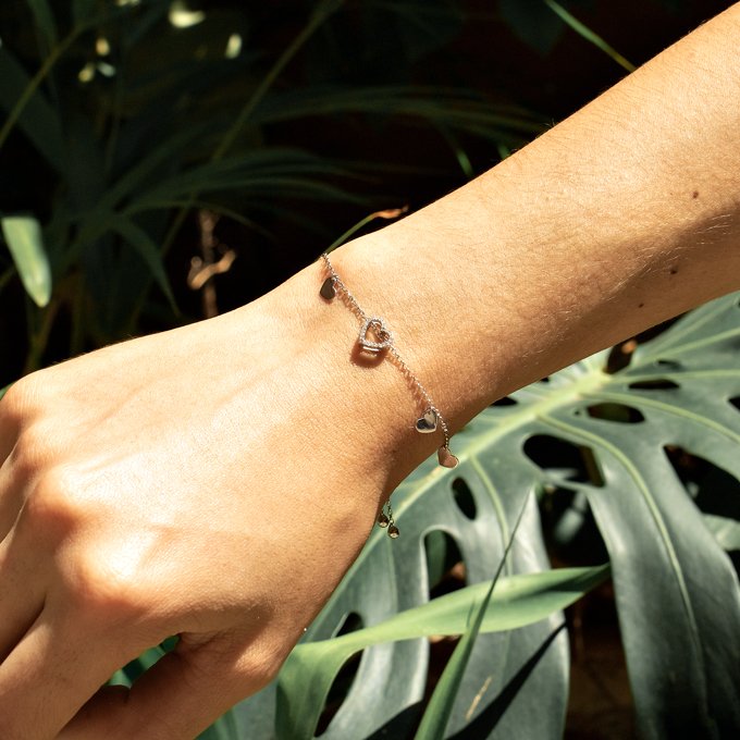 Pulseira Coração diamantes e chapinha corações
