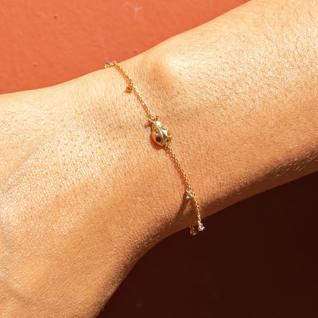 Pulseira Joaninha Turmalinas Coloridas Ouro 18k