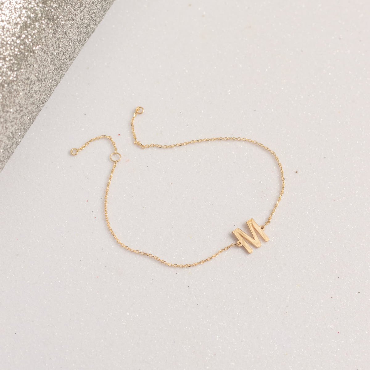 Pulseira Letrinha Ouro Liso 18k