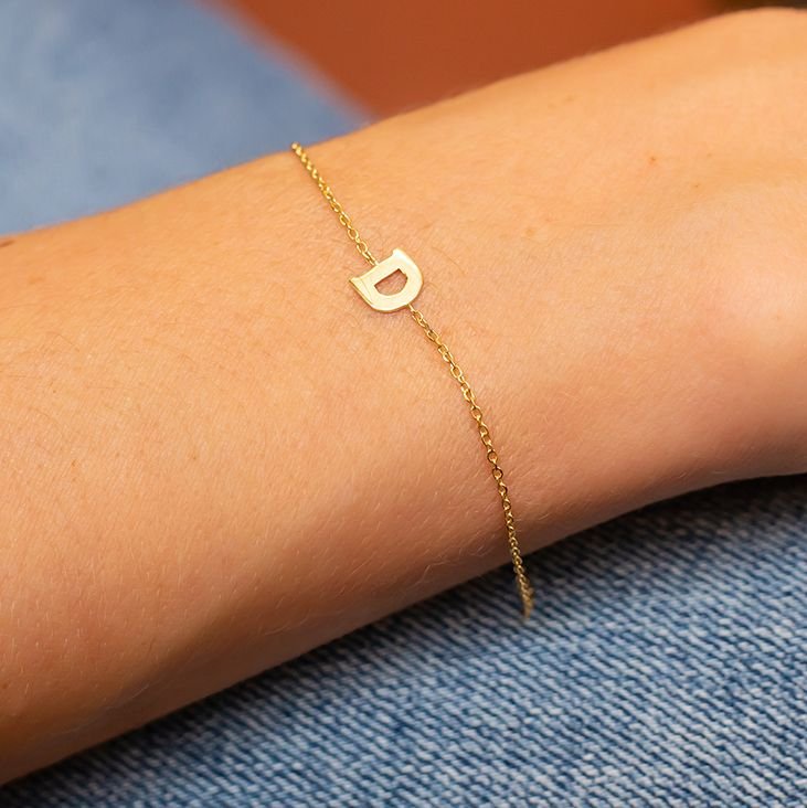 Pulseira Letrinha Ouro Liso 18k